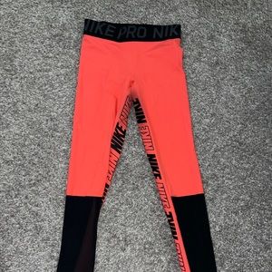 Womens Nike leggings